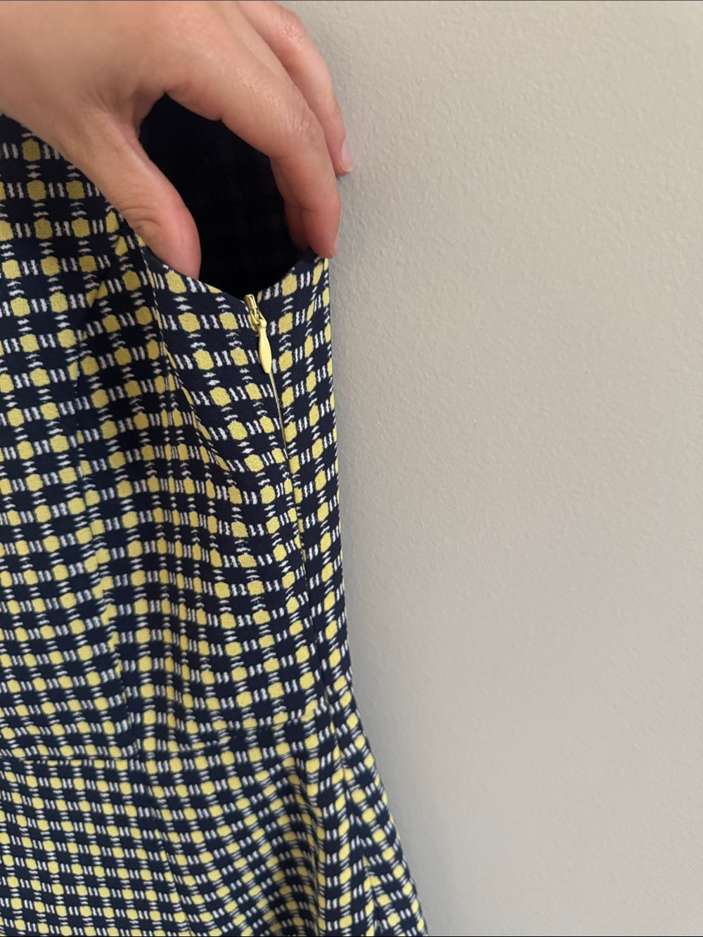 Joie Navy and Yello Check Sleeveless Sheath Dress - Picture 3 of 4
